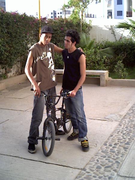 c Moi Simo AnD Imad